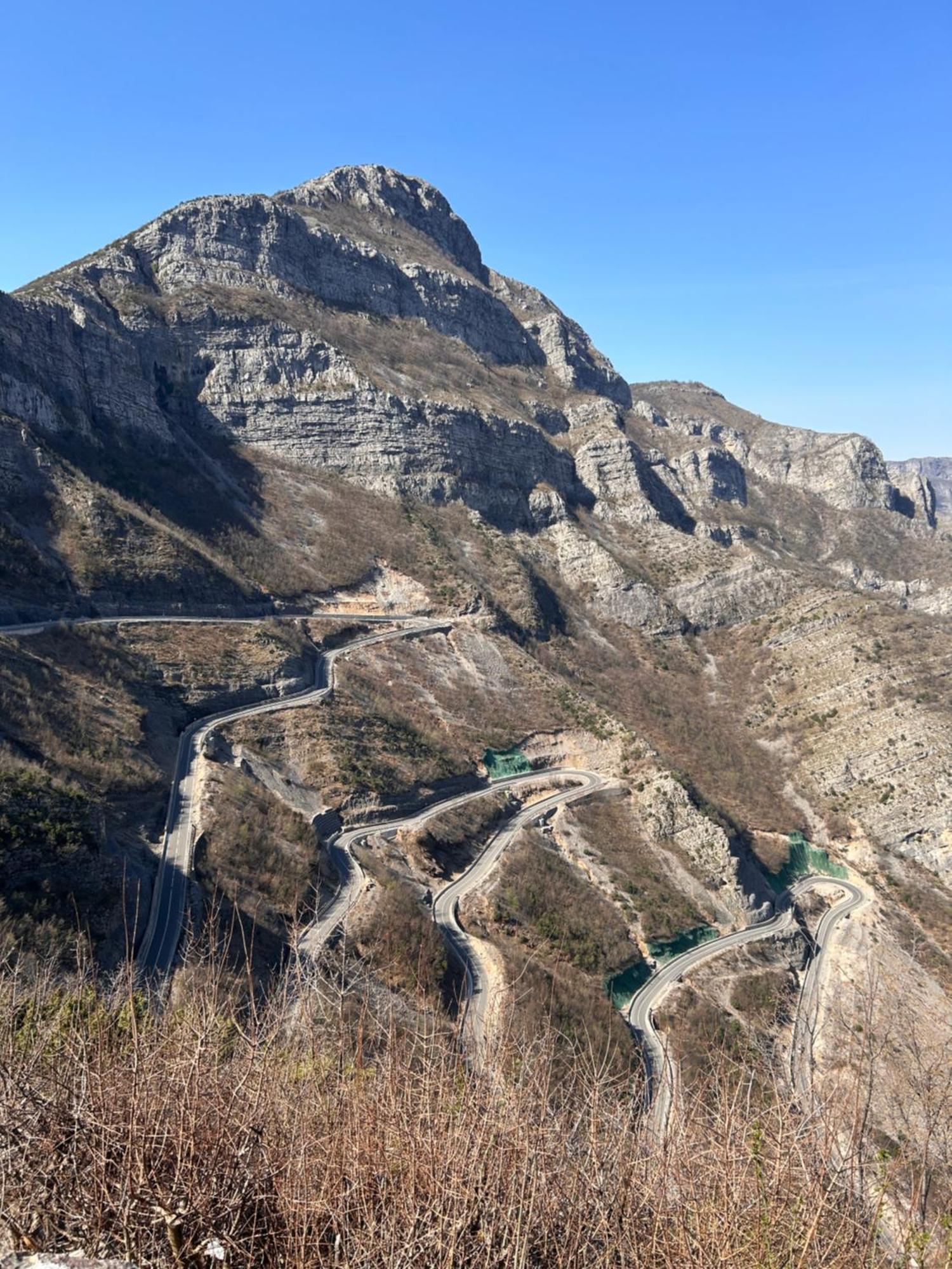 Shkodra Hostel & Day Tours ภายนอก รูปภาพ