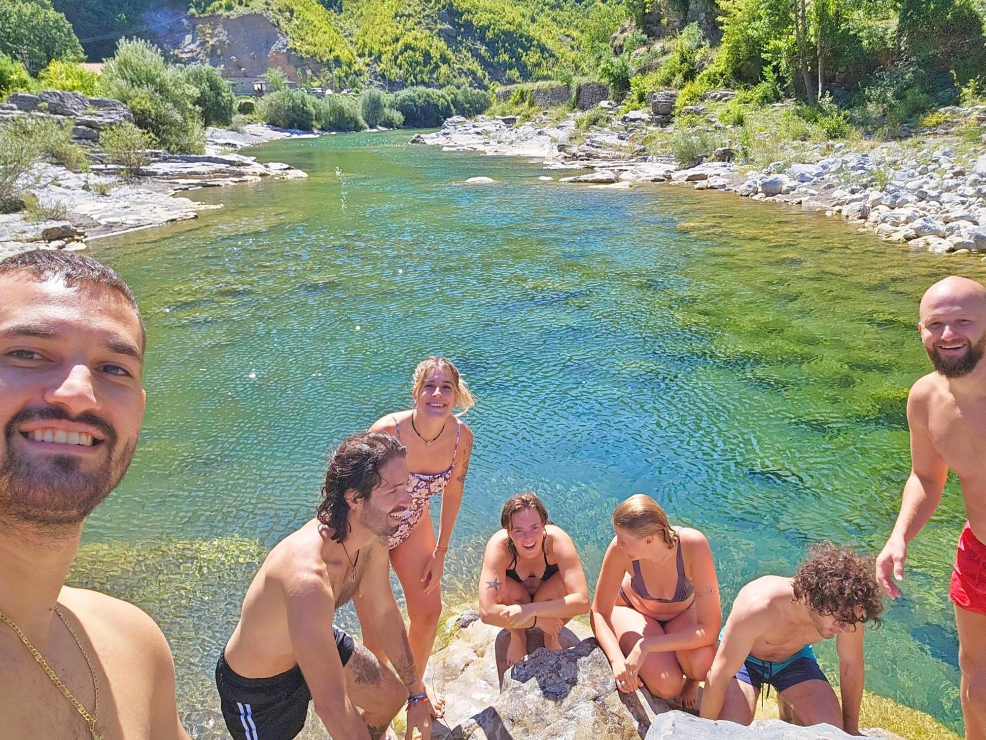 Shkodra Hostel & Day Tours ภายนอก รูปภาพ