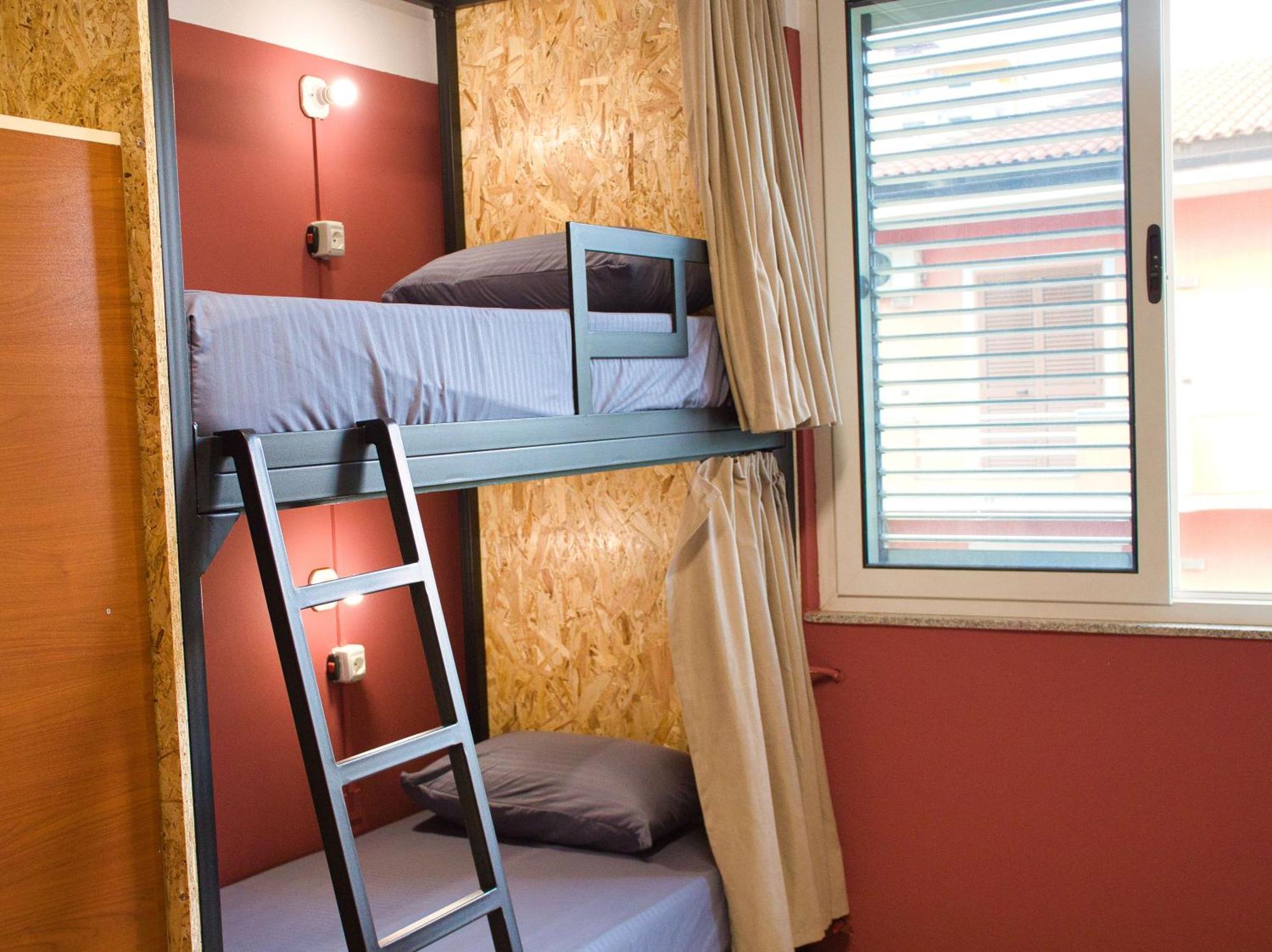 Shkodra Hostel & Day Tours ภายนอก รูปภาพ