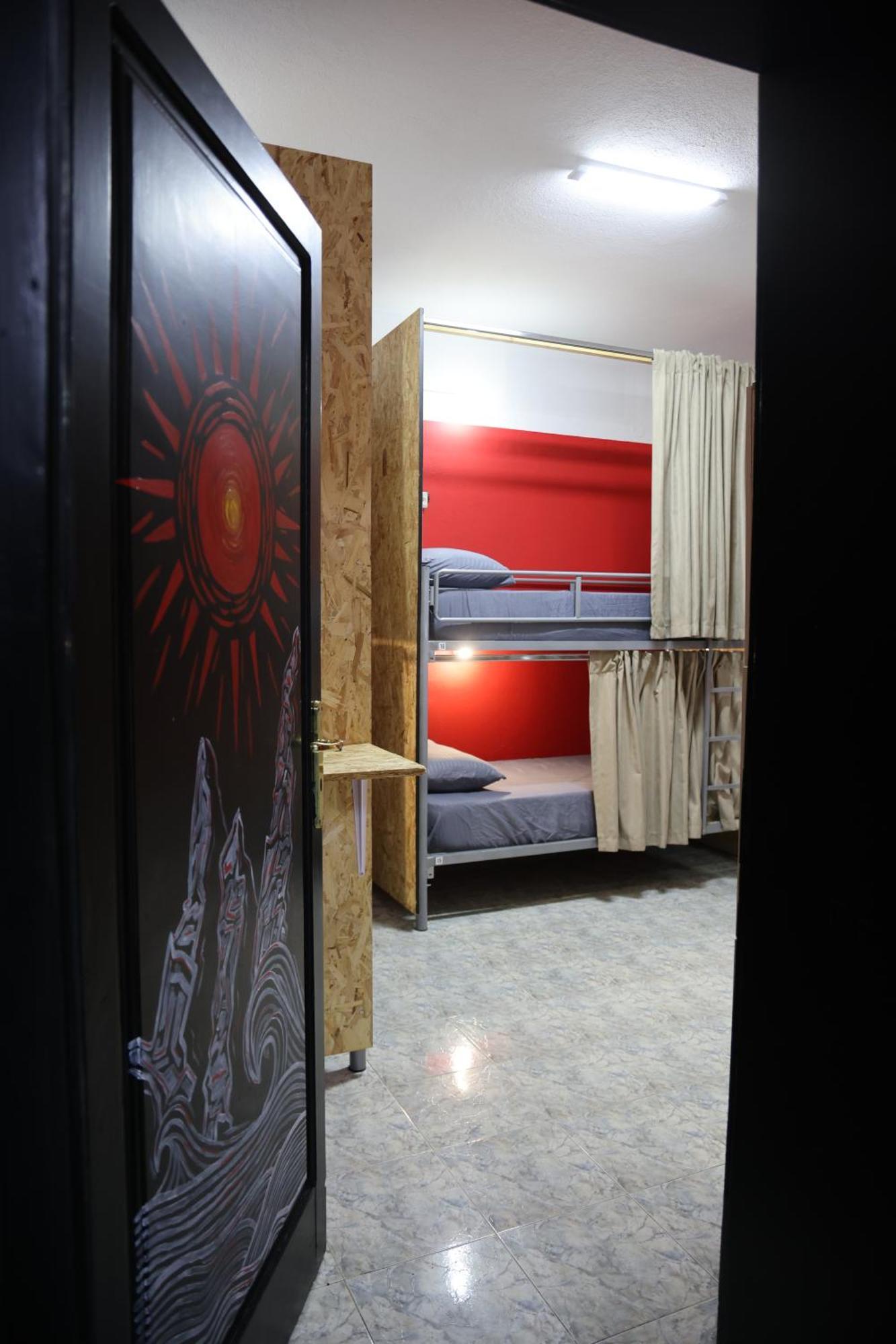 Shkodra Hostel & Day Tours ภายนอก รูปภาพ